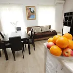 Dundic 马卡尔斯卡